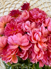 Load image into Gallery viewer, Wildwood Marie
